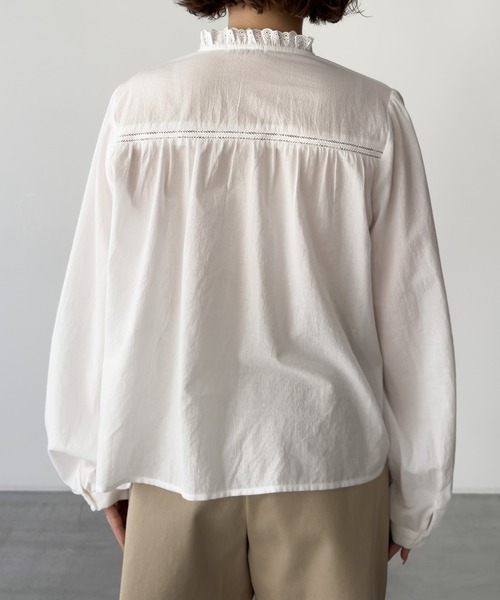 CANAL JEAN(キャナルジーン)の「El mar レーストリムブラウス(シャツ/ブラウス・レディース・アイボリー/クリーム・ONE SIZE)」の12枚目の写真