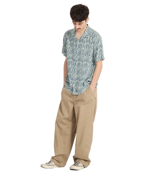 VOLCOM(ボルコム)の「VOLCOM/ボルコム メンズ 半袖シャツ V_A0412514(シャツ/ブラウス・メンズ・グレイッシュブルー/ブラック・L/M)」の4枚目の写真