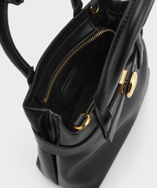 CHARLES & KEITH(チャールズ & キース)の「Behn ミニベーン ベルトトートバッグ(トートバッグ・レディース・サンドグレー/ブラック・S)」の9枚目の写真
