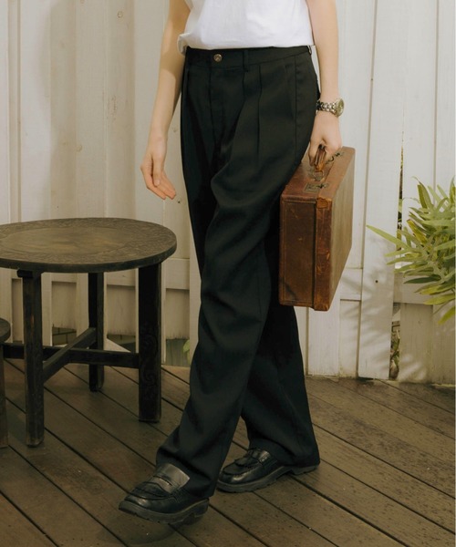 Zooodle（ズードル）の「Pleated wide slacks - タックワイドスラックス -（スラックス・メンズ・ネイビー/ブラック・MEDIUM/LARGE）」の5枚目の写真