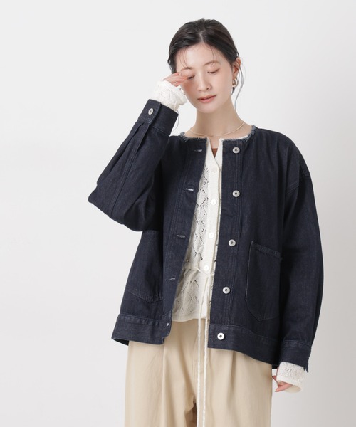 NANO universe（ナノユニバース）の「ノーカラーデニムジャケット（デニムジャケット・レディース・ライトブルー/ダークネイビー/ネイビー・FREE）」の18枚目の写真