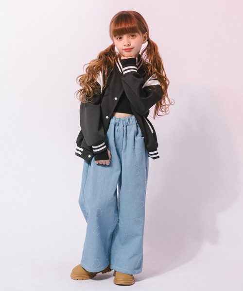 URBAN CHERRY（アーバンチェリー）の「ハートフリンジストレートデニムパンツ（デニムパンツ・キッズ・ブラック/ブルー/ライトブルー・140cm/130cm/120cm/150cm/110cm）」の13枚目の写真