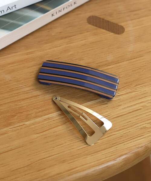 ANEMONE（アネモネ）の「マルチボーダースリーピン[2個セット]（その他ヘアアクセサリー・レディース・ピンク/ブラック/ブルー・FREE）」の2枚目の写真