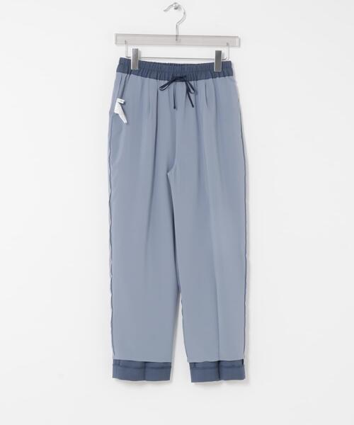 URBAN RESEARCH（アーバンリサーチ）の「『34サイズ/低身長向けも展開』ドロストテーパードパンツ（その他パンツ・レディース・ベージュ/ブルー/ブラック・34/38/36）」の13枚目の写真