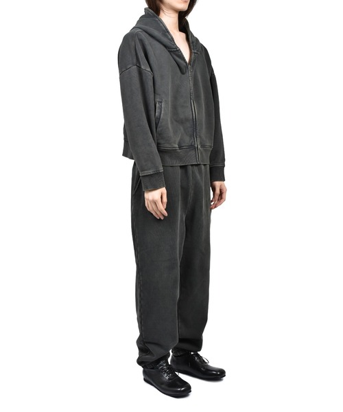 entire studios(エンタイアスタジオ)の「STANDARD SWEAT(スウェット・メンズ・ブラック/グレー/ライトブラック・X-SMALL/SMALL/LARGE/MEDIUM)」の18枚目の写真