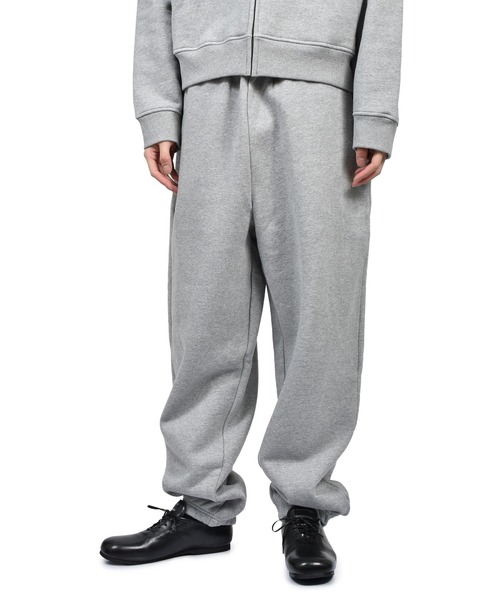 entire studios(エンタイアスタジオ)の「STANDARD SWEAT(スウェット・メンズ・ブラック/グレー/ライトブラック・X-SMALL/SMALL/LARGE/MEDIUM)」の14枚目の写真