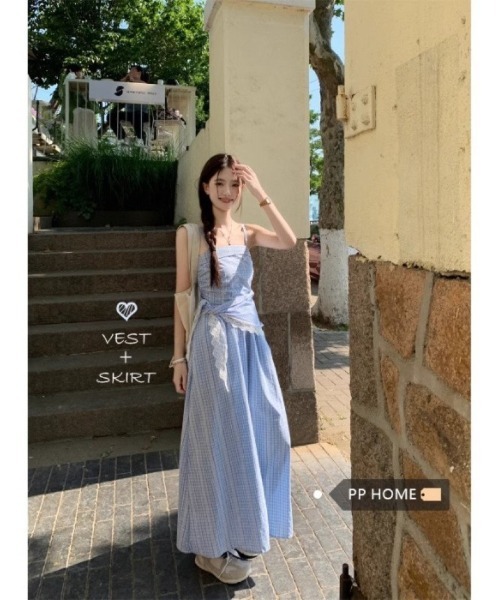 Ritzy(リッツィー)の「スカーフ付き ロング丈 チェック柄 ワンピース(ワンピース・レディース・ブルー・M/S/L)」の2枚目の写真