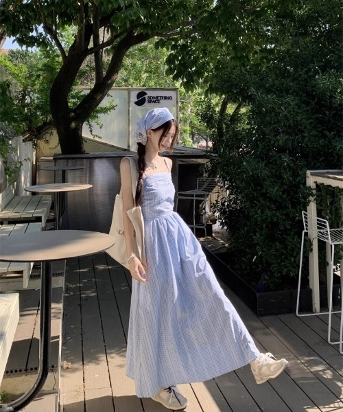 Ritzy(リッツィー)の「スカーフ付き ロング丈 チェック柄 ワンピース(ワンピース・レディース・ブルー・M/S/L)」の11枚目の写真