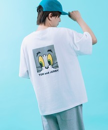 tom&hawk（トムアンドホーク）の「【TOM&JERRY】プリント 半袖Tシャツ（Tシャツ/カットソー）」