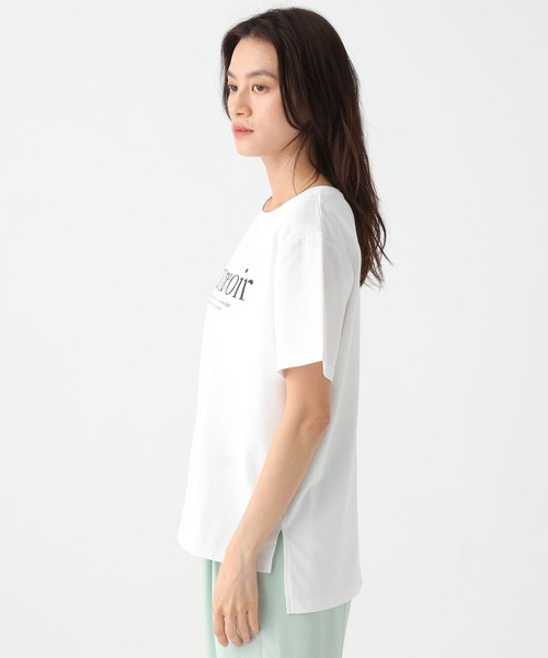 Elura（エルーラ）の「≪接触冷感・汗ジミ軽減≫サマ見えロゴTシャツ/666208（Tシャツ/カットソー・レディース・ホワイト/ダークブラウン/グレイッシュベージュ・FREE）」の8枚目の写真