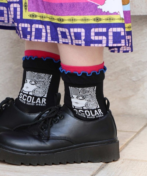 ScoLar(スカラー)の「88J18804:メロウフリルスカラー柄ソックス(ソックス/靴下・レディース・ブラック/グリーン・FREE)」の4枚目の写真