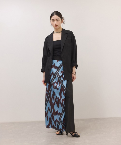 ADAM ET ROPE'(アダムエロペ)の「【一部WEB限定カラー】シャツジャケット(テーラードジャケット・レディース・ブラック/ダークブラウン/オフホワイト・36/38)」の4枚目の写真