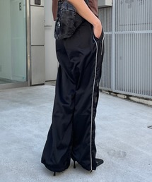 サテンカーゴパンツ」に該当するファッション通販 - ZOZOTOWN