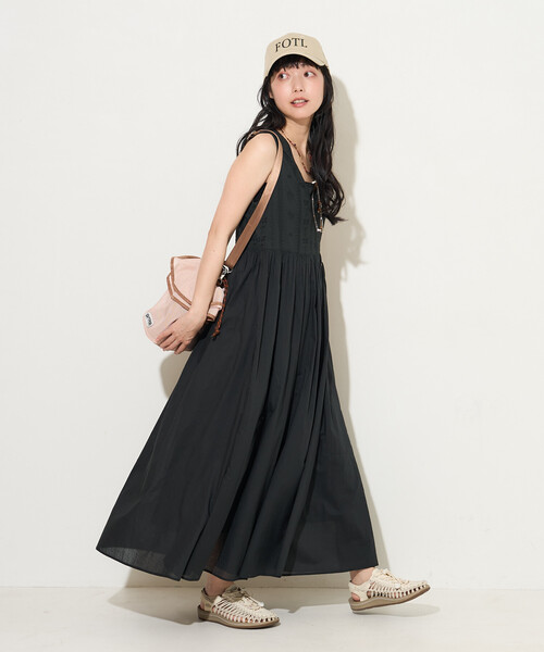 FREAK'S STORE(フリークスストア)の「インドボイル カシュクール 同色刺繍 ノースリワンピース(ワンピース・レディース・ブラック/オフホワイト/マスタード・フリ-)」の18枚目の写真