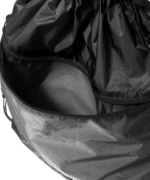 NANGA(ナンガ)の「NANGA FIBERMAX TUL KNAPSACK(バックパック/リュック・メンズ・ブラック・FREE)」の3枚目の写真