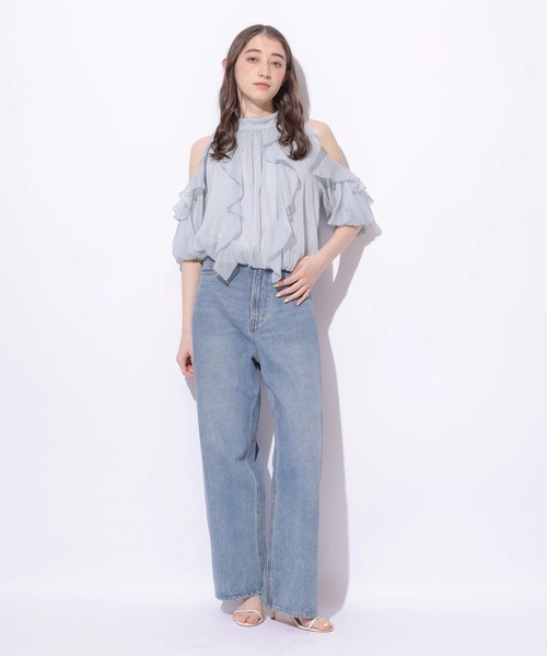 Rirandture(リランドチュール)の「オフショルダーフリルブラウス(シャツ/ブラウス・レディース・ライトブルー・2/1)」の9枚目の写真