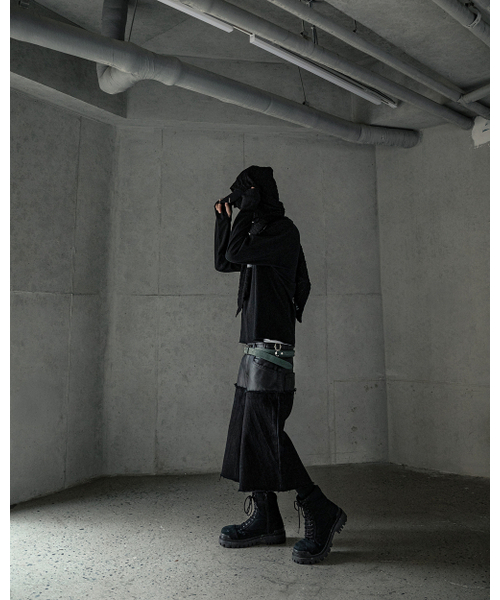 ROARINGRAD（ロアリングラド）の「レイヤードカーボンバermudaデニムパンツブラック（デニムパンツ・レディース・その他・LARGE/MEDIUM）」の14枚目の写真