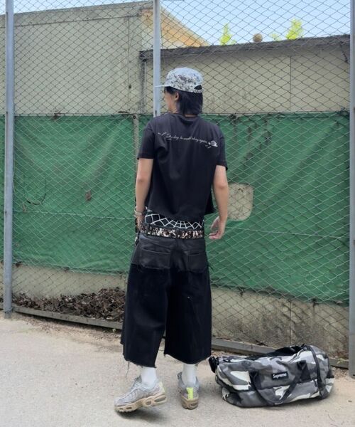 ROARINGRAD（ロアリングラド）の「レイヤードカーボンバermudaデニムパンツブラック（デニムパンツ・レディース・その他・LARGE/MEDIUM）」の5枚目の写真