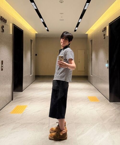 ROARINGRAD（ロアリングラド）の「レイヤードカーボンバermudaデニムパンツブラック（デニムパンツ・レディース・その他・LARGE/MEDIUM）」の6枚目の写真