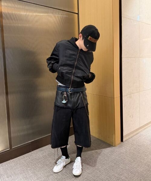 ROARINGRAD（ロアリングラド）の「レイヤードカーボンバermudaデニムパンツブラック（デニムパンツ・レディース・その他・LARGE/MEDIUM）」の7枚目の写真