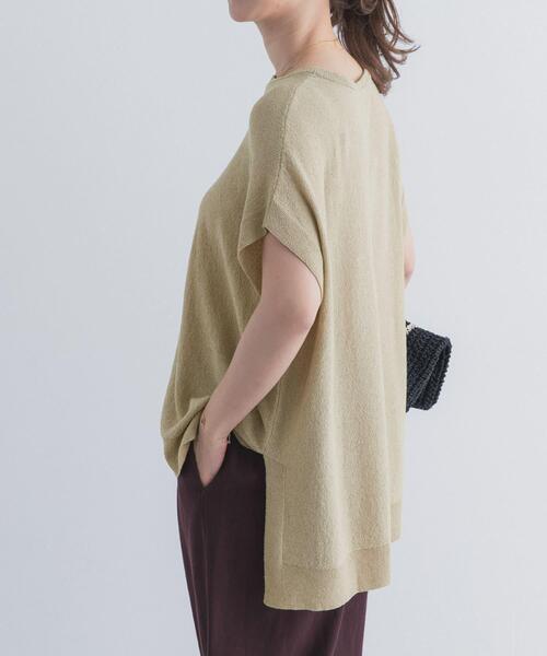 URBAN RESEARCH DOORS(アーバンリサーチドアーズ)の「リネン混ブークレニットワイドプルオーバー(ニット/セーター・レディース・カーキ/ベージュ/ネイビー・FREE)」の6枚目の写真