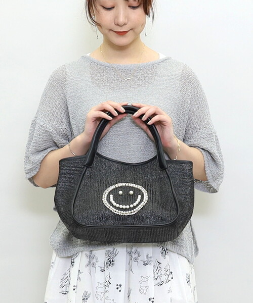 COOCO(クーコ)の「SMILEY パール刺繍シート2WAYトートバッグ(トートバッグ・レディース・ブラック系/ブラック/ホワイト・FREE)」の5枚目の写真