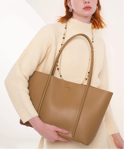 NiiNa(ニーナ)の「【 NiiNa / ニーナ 】高品質牛革 大容量 レザートートバッグ(トートバッグ・レディース・ブラウン/キャメル/ベージュ・FREE)」の20枚目の写真