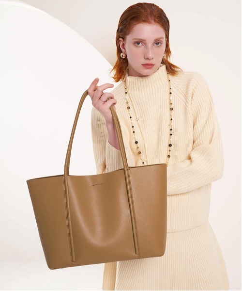 NiiNa(ニーナ)の「【 NiiNa / ニーナ 】高品質牛革 大容量 レザートートバッグ(トートバッグ・レディース・ブラウン/キャメル/ベージュ・FREE)」の10枚目の写真