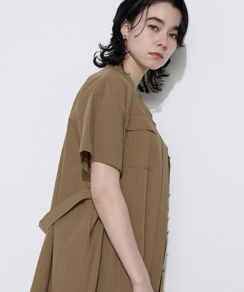 K.T KIYOKO TAKASE（キヨコタカセ）の「〔 TALLサイズ 〕 タイプライター ロングシャツドレス（ワンピース・レディース・キャメル/チャコール/ネイビー・15号/13号）」の19枚目の写真