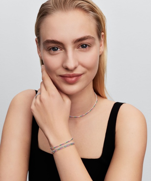 PANDORA(パンドラ)の「スパークリング パープル ハーフ エタニティ バンド リング(リング・レディース・シルバー・60/58/56/54/52/50/48)」の6枚目の写真