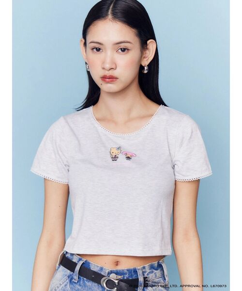sanrio(サンリオ)の「【日焼けHello Kitty&My Melody×EMODA】MINI LACE T/S(Tシャツ/カットソー・レディース・ブラック/グレー/ブルー・FREE)」の2枚目の写真