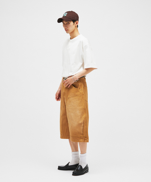 JOURNAL STANDARD(ジャーナルスタンダード)の「シルケット 2ボタン ヘンリネック Tシャツ(Tシャツ/カットソー・メンズ・ブラック/ホワイト/ブラック系その他/コバルトブルー/ベージュ系その他・MEDIUM/LARGE)」の17枚目の写真