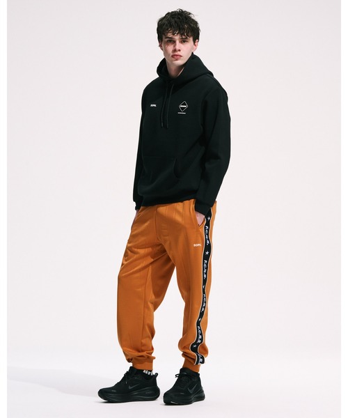 F.C.Real Bristol(エフシーレアルブリストル)の「SHADOW WEAVE STRIPE PANTS(その他パンツ・メンズ・オレンジ/チャコールグレー/ブラック・SMALL/MEDIUM/LARGE/X-LARGE)」の6枚目の写真