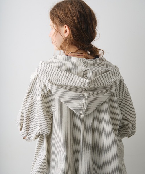Crisp(クリスプ)の「stripe hoodie shirt / ストライプフーディーシャツ(シャツ/ブラウス・レディース・アイボリー/グレー・FREE)」の18枚目の写真
