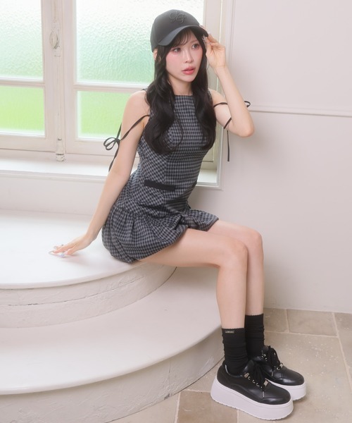 LIPSERVICE(リップサービス)の「バルーンヘムチェックノースリワンピース(ワンピース・レディース・ボルドー/ベージュ/グレー・FREE)」の17枚目の写真