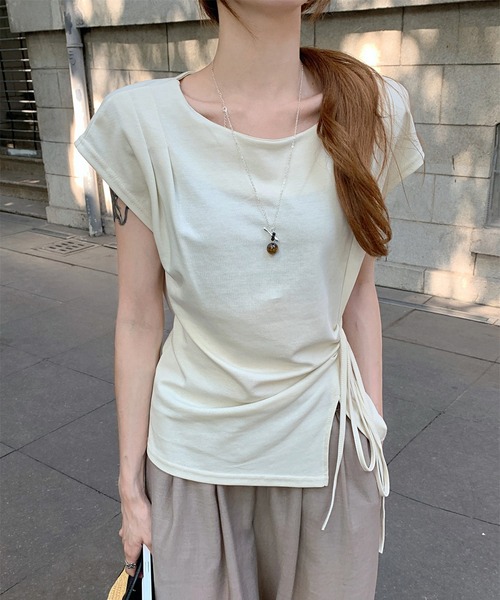 Girly Doll（ガーリードール）の「フレンチスリーブスリット入りカットソー（Tシャツ/カットソー・レディース・イエロー/グレー/ベージュ・FREE）」の5枚目の写真