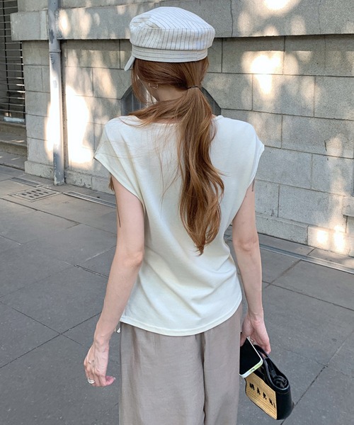 Girly Doll（ガーリードール）の「フレンチスリーブスリット入りカットソー（Tシャツ/カットソー・レディース・イエロー/グレー/ベージュ・FREE）」の6枚目の写真
