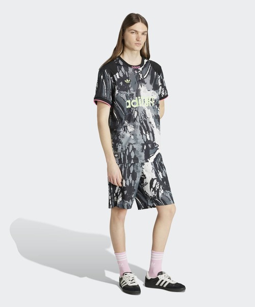 adidas(アディダス)の「アーカイブ AOP ショーツ 股下9インチ / ハーフパンツ / アディダスオリジナルス adidas Originals(その他パンツ・メンズ・グレー・XX-LARGE/LARGE/MEDIUM/SMALL/X-LARGE/X-SMALL)」の5枚目の写真