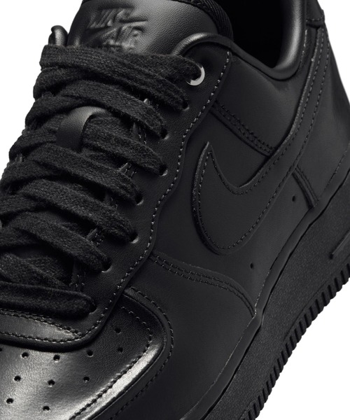 NIKE(ナイキ)の「【NIKE】W AIR FORCE 1 '07(スニーカー・レディース・ブラック・23/23.5/24/24.5/25/25.5)」の5枚目の写真