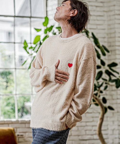 CAMBIO(カンビオ)の「mn3296-Feather Yarn Heart Crewneck Knit Pullover クルーネックニット(PF-262-017)(ニット/セーター・メンズ・ブラック/グレー/カーキ/ナチュラル・M/L)」の3枚目の写真