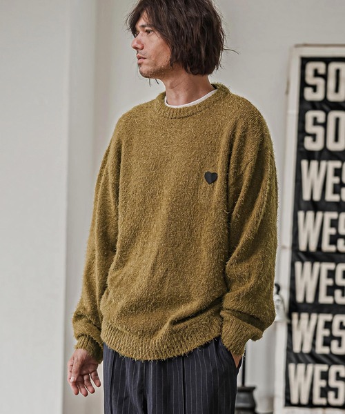 CAMBIO(カンビオ)の「mn3296-Feather Yarn Heart Crewneck Knit Pullover クルーネックニット(PF-262-017)(ニット/セーター・メンズ・ブラック/グレー/カーキ/ナチュラル・M/L)」の5枚目の写真