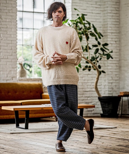 CAMBIO(カンビオ)の「mn3296-Feather Yarn Heart Crewneck Knit Pullover クルーネックニット(PF-262-017)(ニット/セーター・メンズ・ブラック/グレー/カーキ/ナチュラル・M/L)」の14枚目の写真