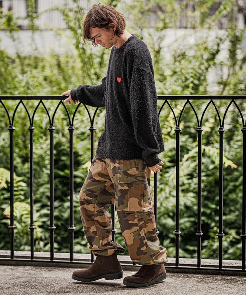 CAMBIO(カンビオ)の「mn3296-Feather Yarn Heart Crewneck Knit Pullover クルーネックニット(PF-262-017)(ニット/セーター・メンズ・ブラック/グレー/カーキ/ナチュラル・M/L)」の19枚目の写真