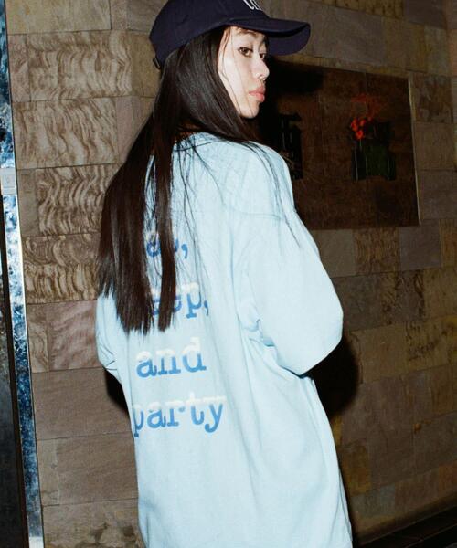 URBAN RESEARCH(アーバンリサーチ)の「thur. esp logo SHORT-SLEEVE T-SHIRTS(Tシャツ/カットソー・メンズ・ホワイト/ブルー/パープル・X-LARGE/LARGE/MEDIUM)」の3枚目の写真