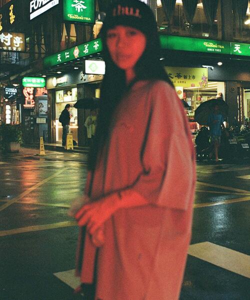 URBAN RESEARCH(アーバンリサーチ)の「thur. esp logo SHORT-SLEEVE T-SHIRTS(Tシャツ/カットソー・メンズ・ホワイト/ブルー/パープル・X-LARGE/LARGE/MEDIUM)」の10枚目の写真