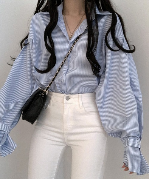 DRESS PLUS(ドレスプラス)の「オーバーサイズストライプ長袖シャツブラウス(シャツ/ブラウス・レディース・ブラック/ブルー・フリー)」の20枚目の写真