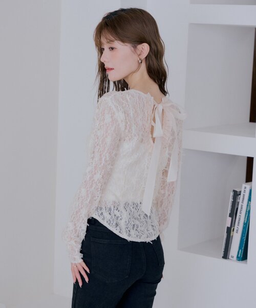 Chico(チコ)の「【SALON by Chico】バックフリルオープン3Dレーストップス(Tシャツ/カットソー・レディース・ライトベージュ/ブラック/ホワイト・FREE)」の19枚目の写真
