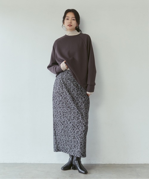 hunch(ハンチ)の「とろみダンボール ドルマントップス(スウェット・レディース・チャコールグレー/ブラック/グリーン・FREE)」の19枚目の写真