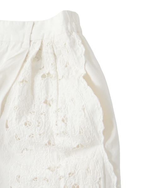 DRESSLAVE(ドレスレイブ)の「【VENIT/ヴェニット】CUT WORK LACE EMBROIDERY PANTS(その他パンツ・レディース・ホワイト・38)」の4枚目の写真