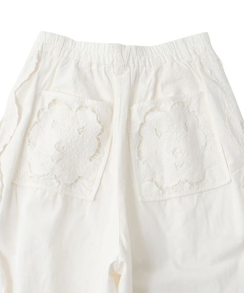DRESSLAVE(ドレスレイブ)の「【VENIT/ヴェニット】CUT WORK LACE EMBROIDERY PANTS(その他パンツ・レディース・ホワイト・38)」の6枚目の写真